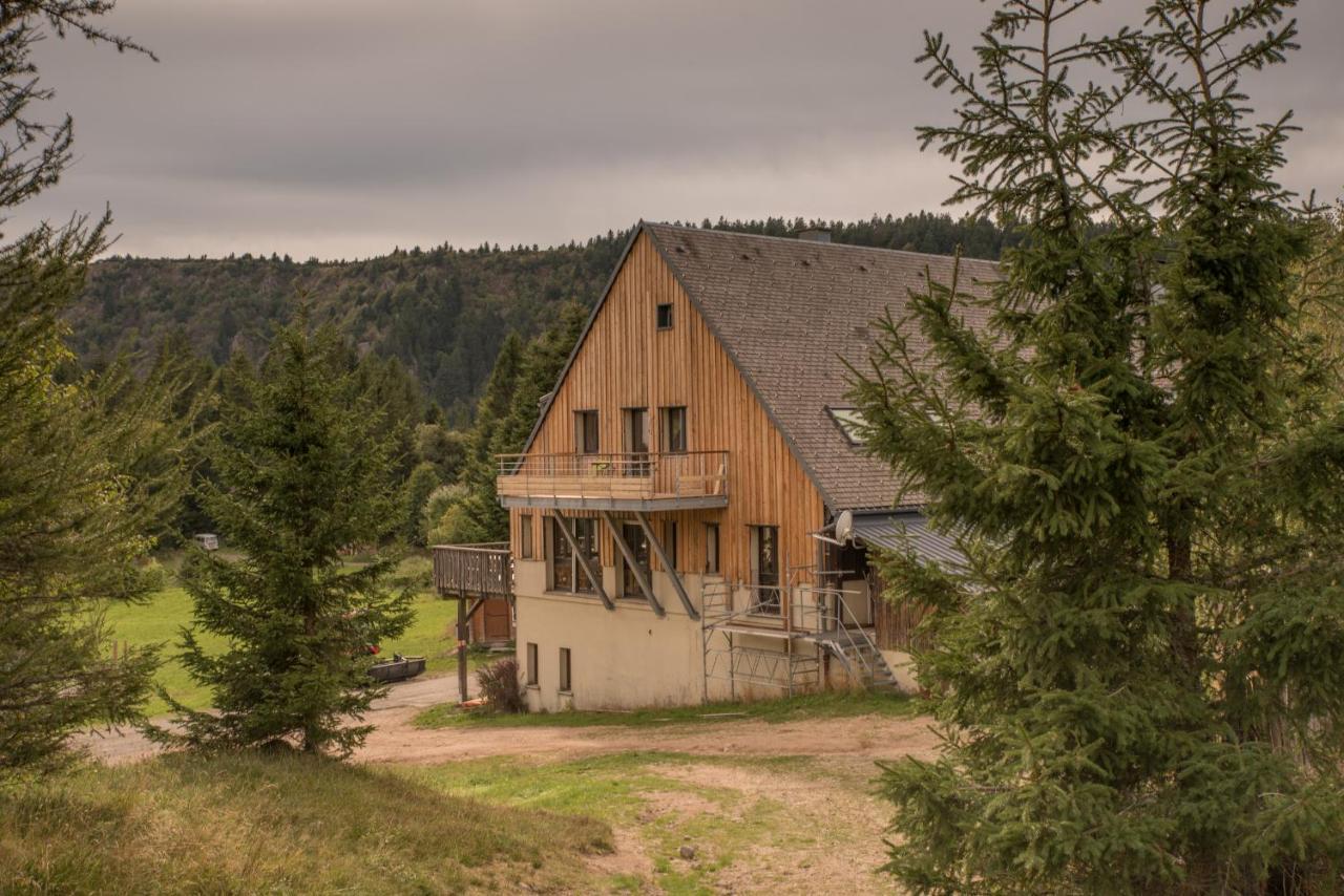 Terre De Sapins - Gites Nature Haut De Gamme Avec Sauna Au Coeur Du Lac Blanc Орбе Экстерьер фото